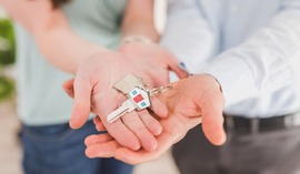 Państwo sprzedaje mieszkania za mniej niż 2 tys. zł za mkw. Chętnych może zaskoczyć jeden szczegół