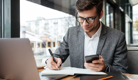 Zacząłeś własny biznes? Sprawdź, jak szybko zdobyć środki na start dzięki ePożyczce w Santander Bank Polska