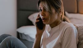 Odbierasz telefon z „banku”? Jeden błąd może kosztować cię pożyczkę i oszczędności
