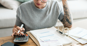 Prowizja za kredyt – co to jest, ile wynosi i czy można jej uniknąć?