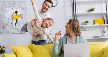 Zaskoczyły Cię rachunki po urlopie? Uporządkuj domowy budżet z pożyczką