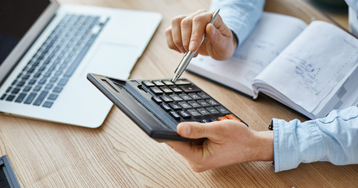 ZUS IWA – do kiedy należy złożyć informację i kto ma taki obowiązek?