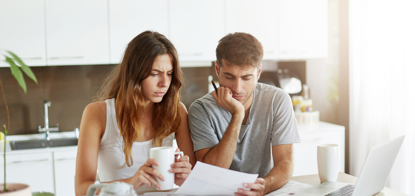 Co to jest assistance? Jak działa, ile kosztuje i kiedy naprawdę się opłaca?