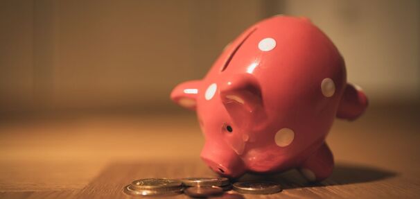 Chcesz 5,70 proc. na oszczędnościach? W tym banku trzeba pamiętać o jednej rzeczy