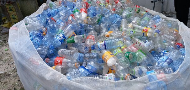 System kaucyjny nie działa idealnie. Wielu klientów nie odzyskało kaucji
