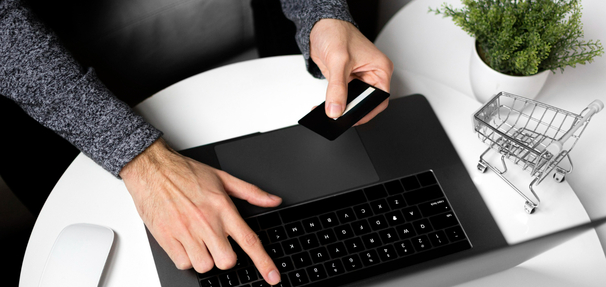 Limity przelewów: ile możesz przelać, kiedy bank przyjrzy się transakcji i jak podnieść limit?