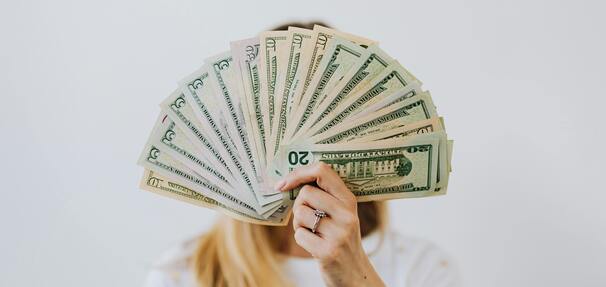 Polski złoty odporny na globalne turbulencje! Czy utrzyma swoją siłę?