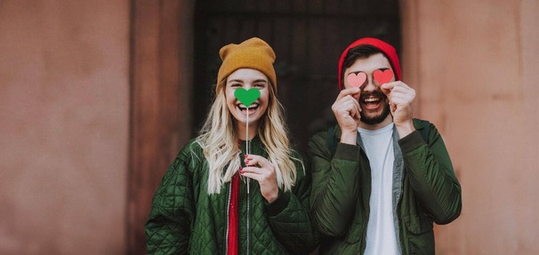 Walentynki już nie tylko dla par. Według badania VeloBanku 37 proc. Polaków świętuje inaczej