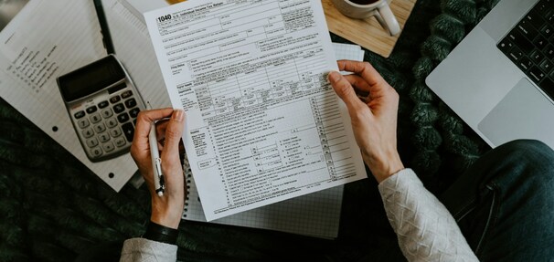 Niższe RRSO nie zawsze oznacza tańszy kredyt. Wielu klientów wpada w tę pułapkę