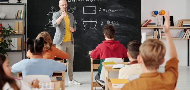 Oświata w tarapatach! Tysiące nauczycieli szykuje się do odejścia