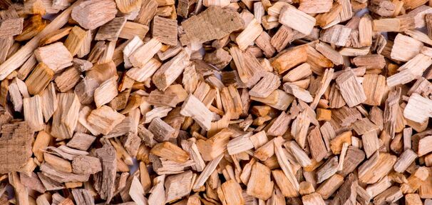 Pellet drożeje. Coraz więcej właścicieli domów nie czeka do jesieni