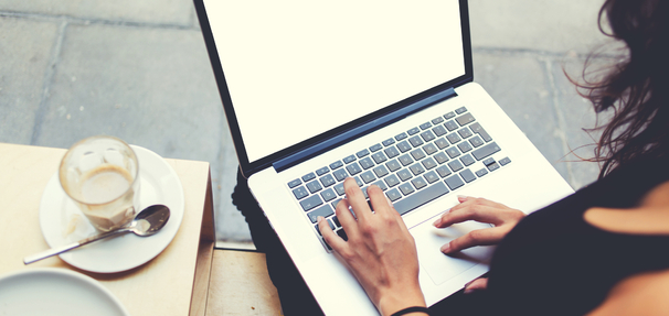 Jak zarabiać online bez wychodzenia z domu – 15 sposobów na 2025 rok!